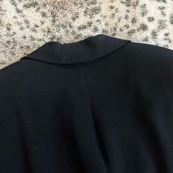 Zelda Fitted Black Jacket, Curved Lapel, Retro 40s/50s Vibe - Picture 5 of 10